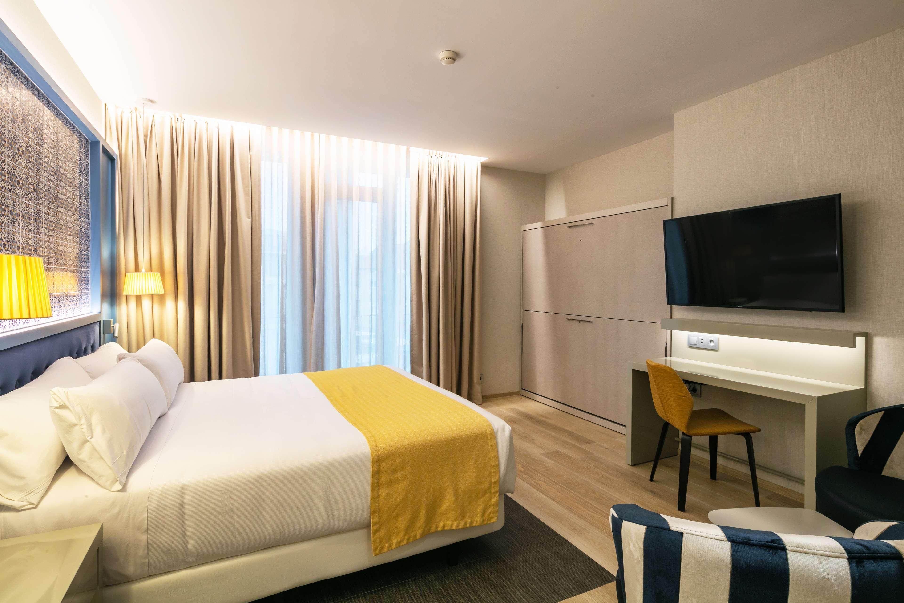 Catalonia Porto Hotel Ngoại thất bức ảnh