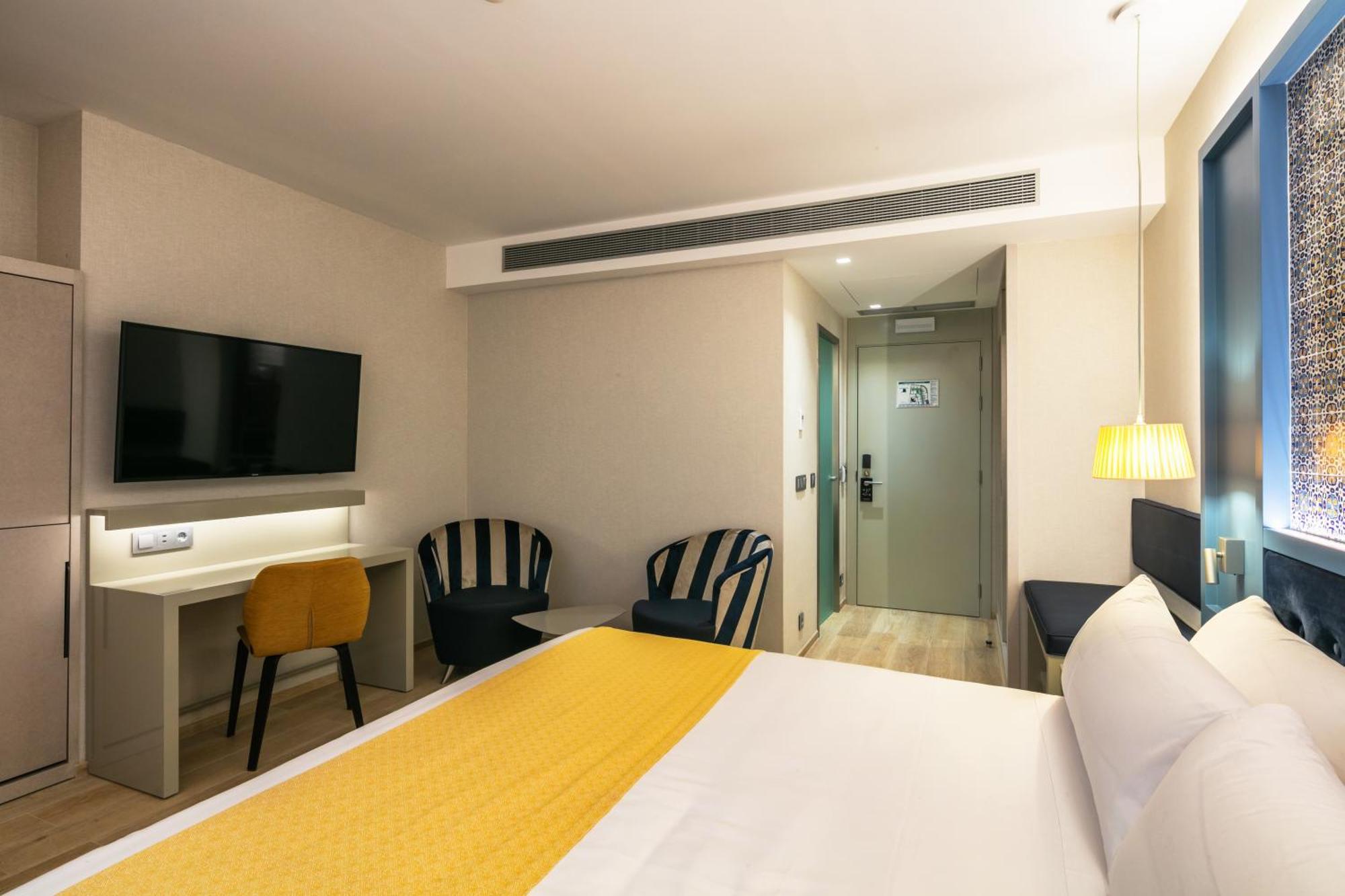 Catalonia Porto Hotel Phòng bức ảnh